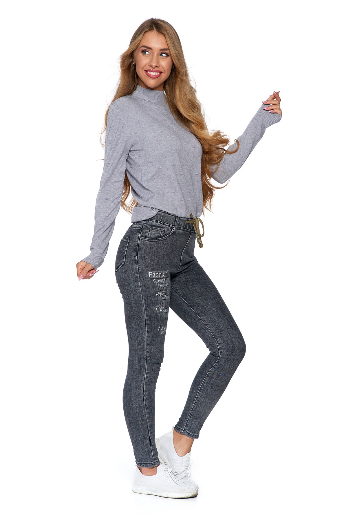 Spodnie damskie jeansowe z praktycznym wiązaniem - szare