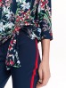 Bluzka damska - granatowa w kolorowe kwiaty