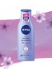 Zestaw kosmetyków NIVEA BEAUTY COLLECTION (szampon do włosów Diamond Gloss 250ml + żel pod prysznic 250ml + wygładzające mleczko do ciała 250 ml + antyperspirant roll-on Black & White Invisible Clear 50ml)