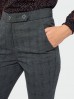 Eleganckie spodnie o klasycznym kroju - szare w kratę