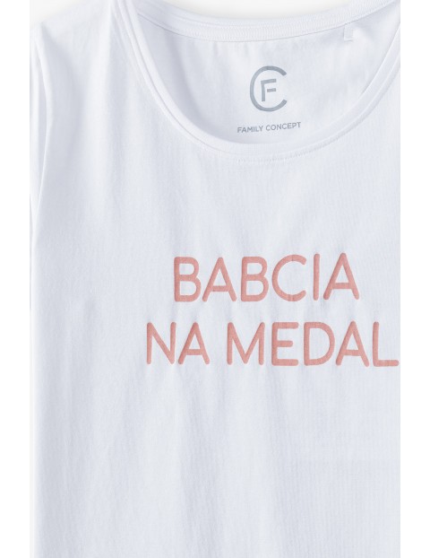 Babcia na medal- t-shirt damski