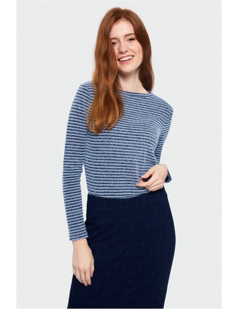 Sweter damski w poprzeczne paski- niebieski